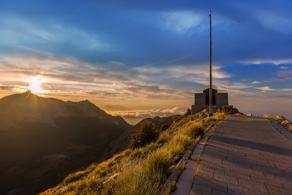 Parc national des Monts Lovcen au coucher du soleil - Monténégro — Photo