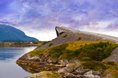 Norveç'te Atlantik yolda muhteşem köprü
