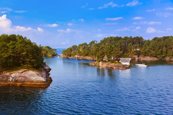 Fjord in Norwegen - Natur und Reisehintergrund — Stockfoto