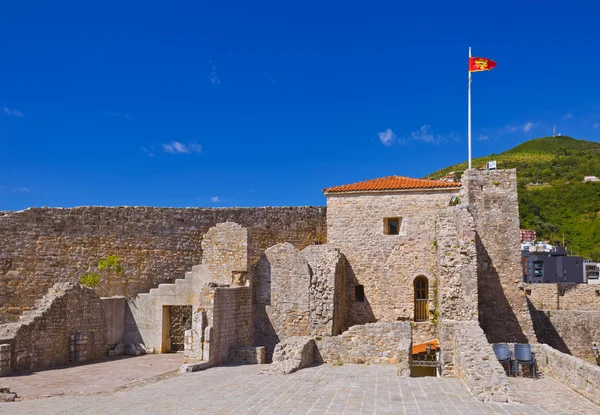 Casco antiguo en Budva Montenegro —  Fotos de Stock