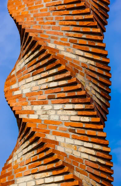 Torre espiral en el monasterio de Kovilj - Fruska Gora - Serbia —  Fotos de Stock