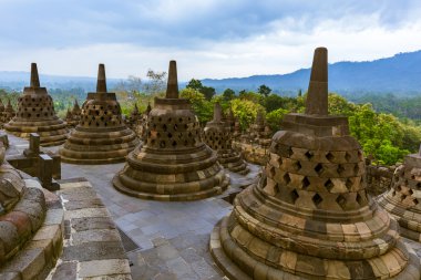 Borobudur Buddist Tapınağı - ada Java Endonezya