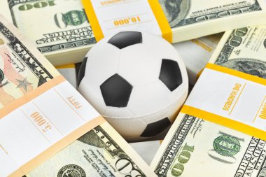 Para ve futbol topu