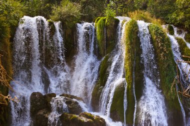 Bosna-Hersek 'te Kravice şelalesi