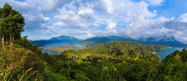 호수 보얀과 Tamblingan-발리 섬 인도네시아 — 스톡 사진