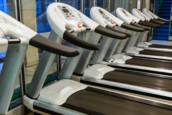 Gimnasio en el gimnasio —  Fotos de Stock