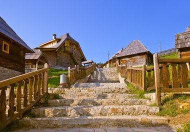 Geleneksel köy Drvengrad Mecavnik - Sırbistan