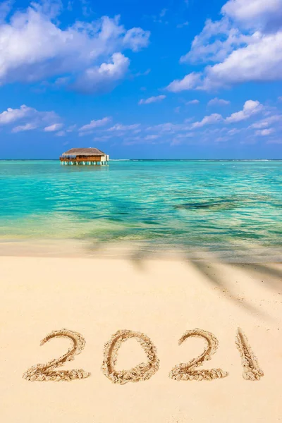 Numbers 2021 Beach Concept Holiday Background — Stock Photo, Image