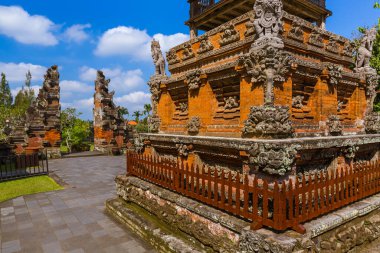 Bali Endonezya 'daki Taman Ayun Tapınağı - seyahat ve mimarlık geçmişi