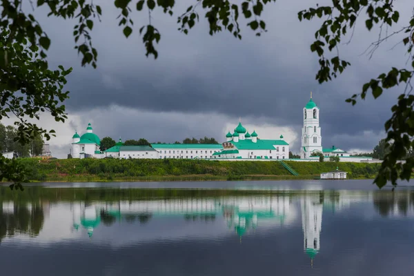 Rusya Nın Leningrad Bölgesindeki Old Sloboda Köyündeki Svirsky Erkek Manastırı — Stok fotoğraf