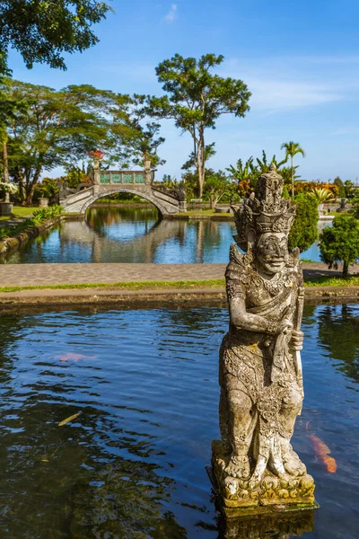 Water Palace Tirta Ganga Bali Island Indonesien Rejser Arkitektur Baggrund - Stock-foto