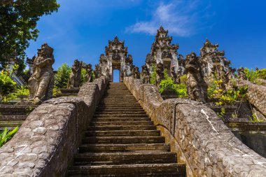 Lempuyang Tapınağı - Bali Adası Endonezya - seyahat ve mimari geçmişi