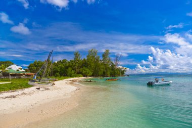 Seyşeller ve teknelerdeki tropik ada - doğa geçmişi