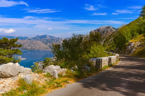 Strada Montuosa Baia Kotor Tramonto Montenegro Natura Architettura — Foto Stock
