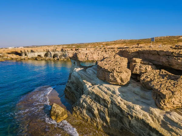 Berühmte Meereshöhlen Ayia Napa Zypern Luftaufnahme Hintergrund Der Natur — Stockfoto