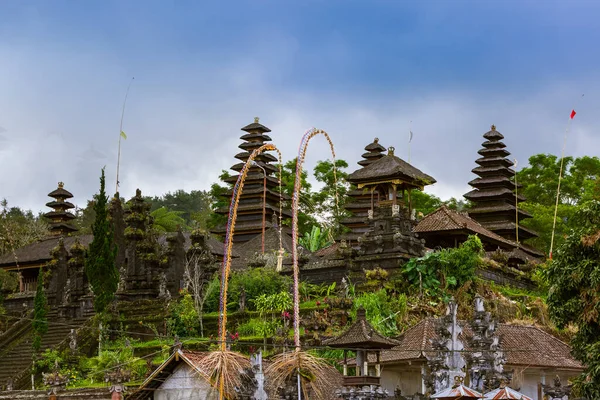 Pura Besakih Tempel Bali Eiland Indonesië Reizen Architectuur Achtergrond — Stockfoto