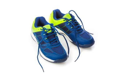 spor ayakkabıları beyaz arkaplanda izole