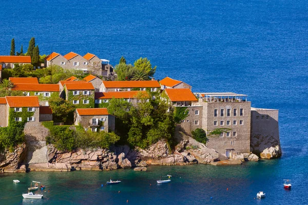 Isla Sveti Stefan Montenegro Arquitectura Contexto Natural — Foto de Stock