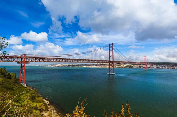 Lisabon Dubna Most Portugalsko Architektonické Zázemí — Stock fotografie