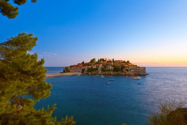 Ada Sveti Stefan - Karadağ - Mimarlık ve doğa geçmişi