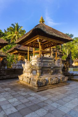 Endonezya 'daki Tirta Empul Tapınağı - seyahat ve mimarlık geçmişi