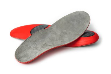 Tıbbi ortopedik tabanlar beyaz arkaplanda izole edilmiş.