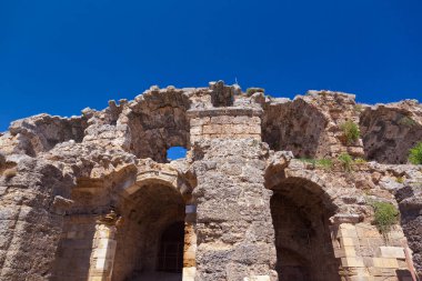 Türkiye 'nin Yanındaki Eski Amfi Tiyatro - arkeoloji geçmişi
