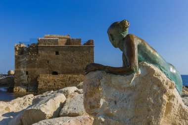 Paphos Kıbrıs 'taki eski tarihi şato ve anıt - mimari arka plan