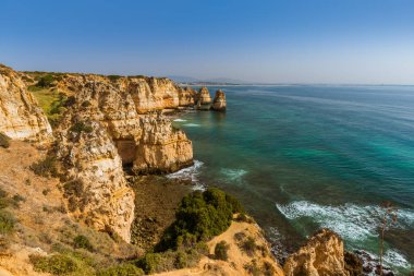 Lagos yakınlarındaki plaj - Portekiz 'in Algarve bölgesi