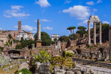 Roma Forumu Roma İtalya - mimari arka mahvediyor