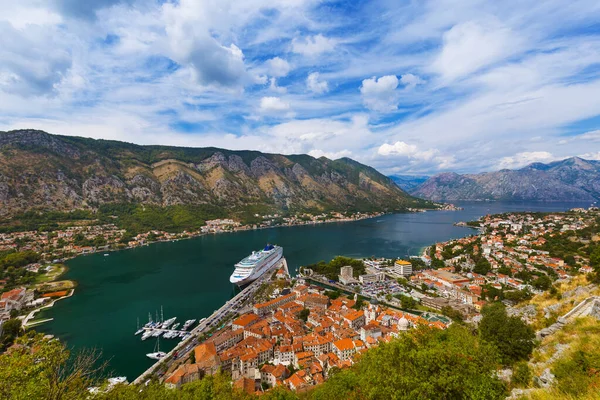 Bucht Von Kotor Und Altstadt Montenegro Natur Und Architektur — Stockfoto