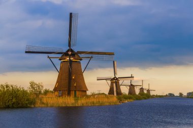Kinderdijk - Hollanda 'daki Yel Değirmenleri - mimari geçmişi