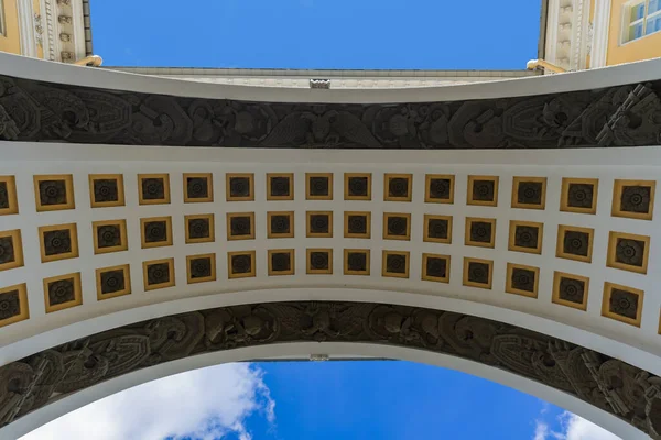 Arco Triunfal Del Estado Mayor Plaza Del Palacio San Petersburgo — Foto de Stock