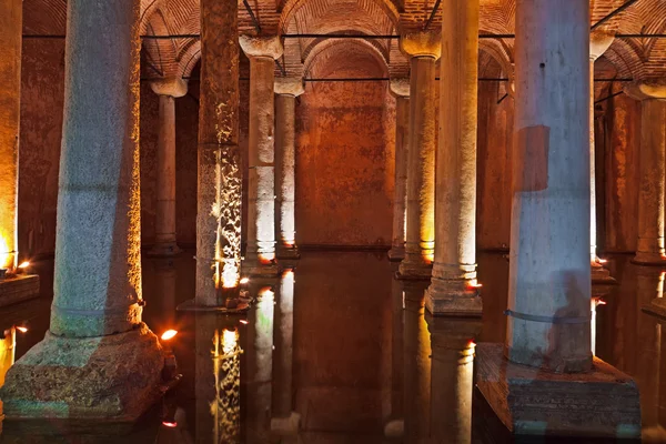 Underground víz Bazilika Ciszterna - Isztambul — Stock Fotó