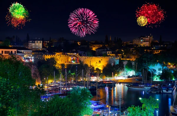 Fajerwerki w antalya Turcja — Zdjęcie stockowe