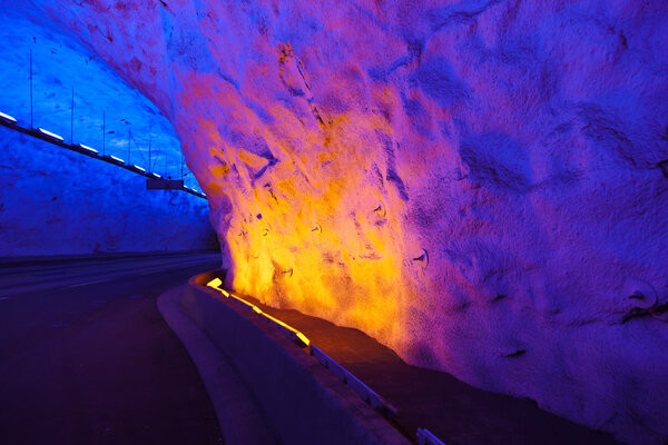 Известный Лаэрдальский тоннель в Норвегии
