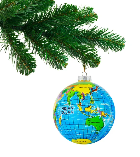 Globe och julgran — Stockfoto