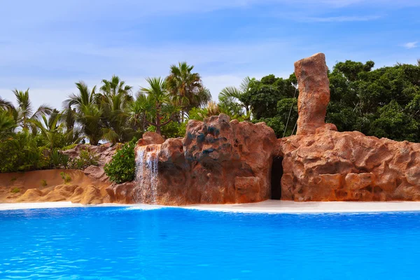 Waterval in park op tenerife Canarische — Stockfoto