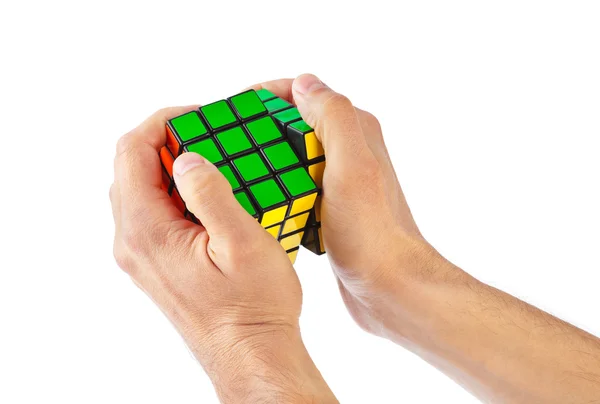 Puzzle cube dans les mains — Photo