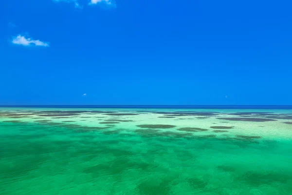 Oceano sulle Maldive — Foto Stock