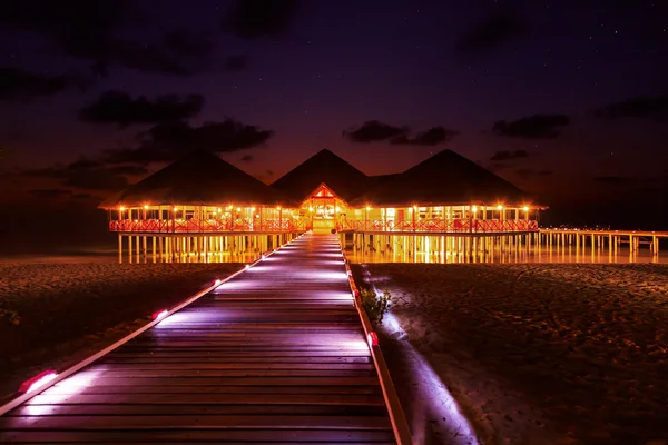 su café'de günbatımı - Maldivler