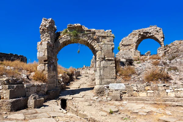 Zřícenina v Aspendos v Antalyi, Turecko — Stock fotografie