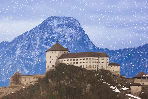 Kasteel kufstein in Oostenrijk — Stockfoto