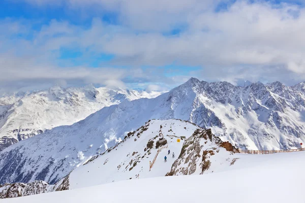Dağlar kayak merkezi Solden Avusturya — Stok fotoğraf