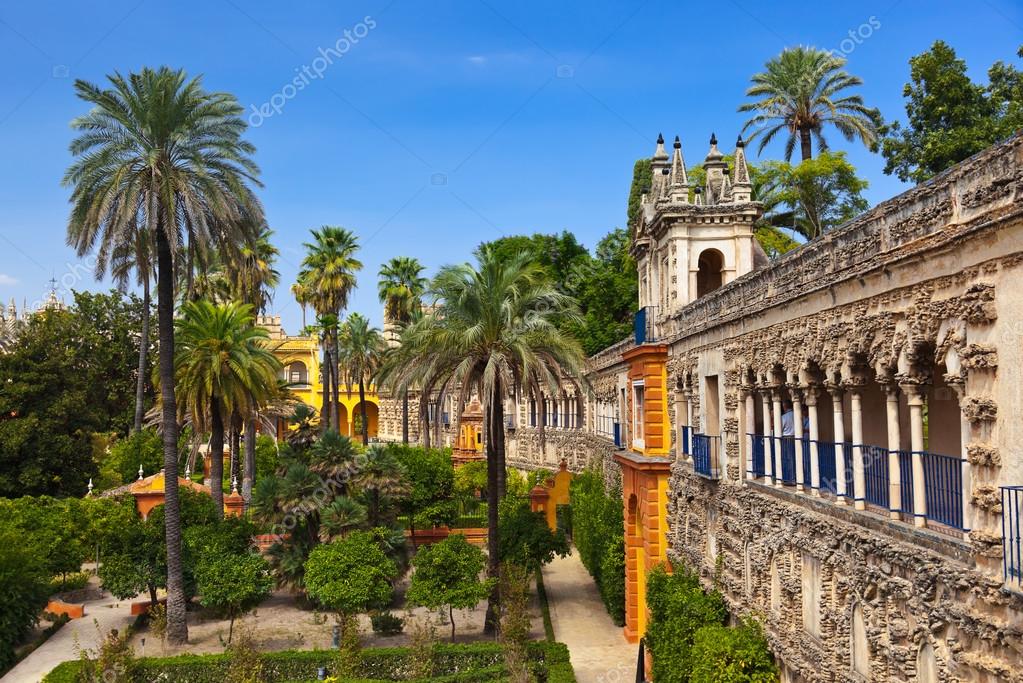 Real Alcazar Gardens in Seville Spain — Stock Photo © Violin 65836081