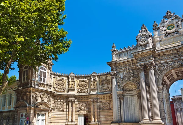 Palácio dolmabahce em istanbul peru — Fotografia de Stock