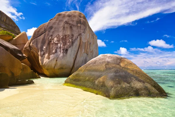 Plage célèbre Source d'Argent aux Seychelles — Photo