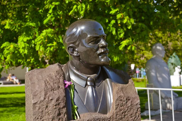 Vladimir lenin monumento na Rússia moscow — Fotografia de Stock