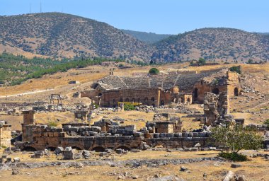 Nda Pamukkale Türkiye amfi tiyatro kalıntıları