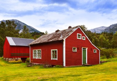 Kinsarvik Norveç'te evler